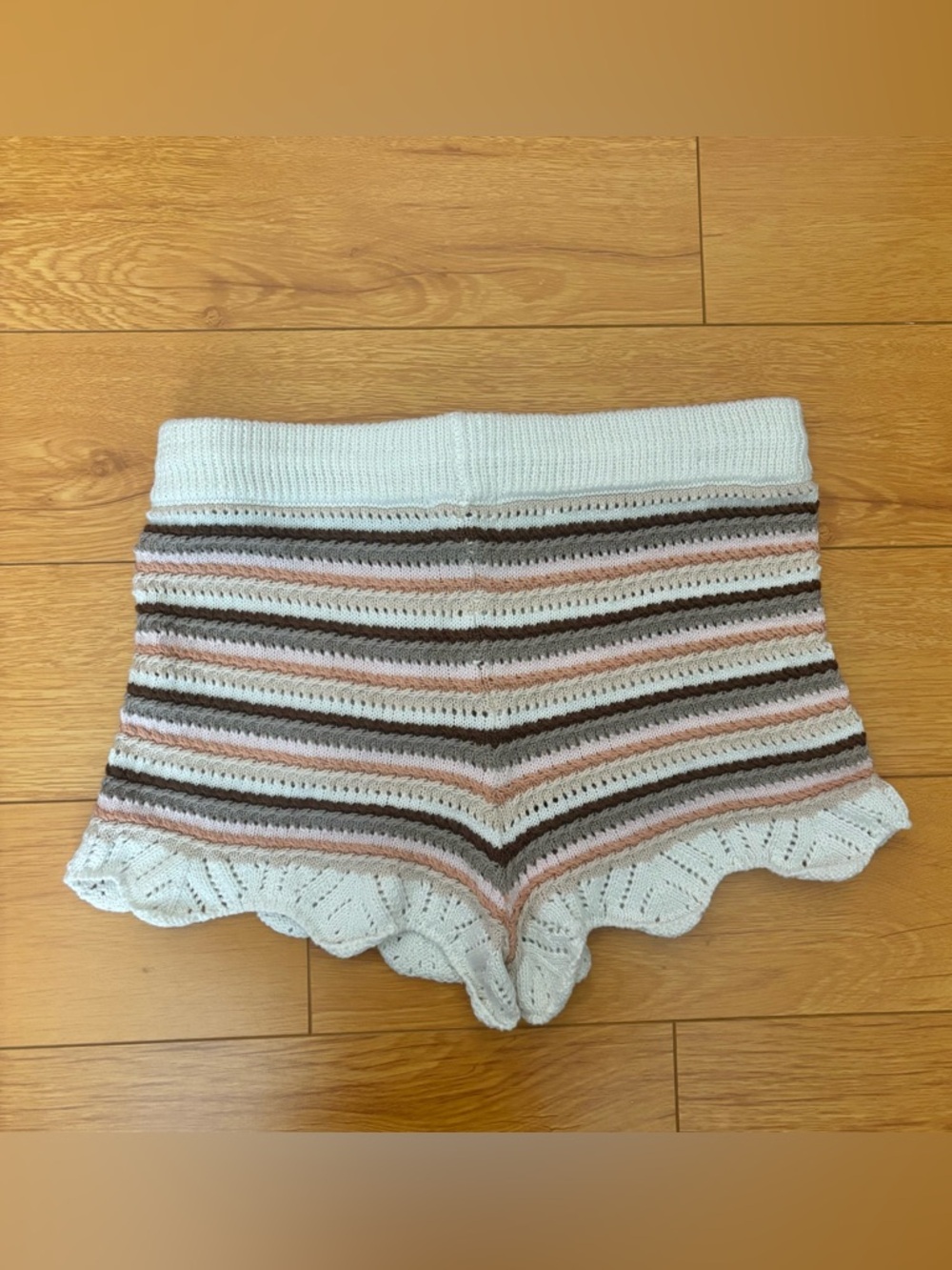 Full Tilt Knit Shorts - Picture 2 of 5